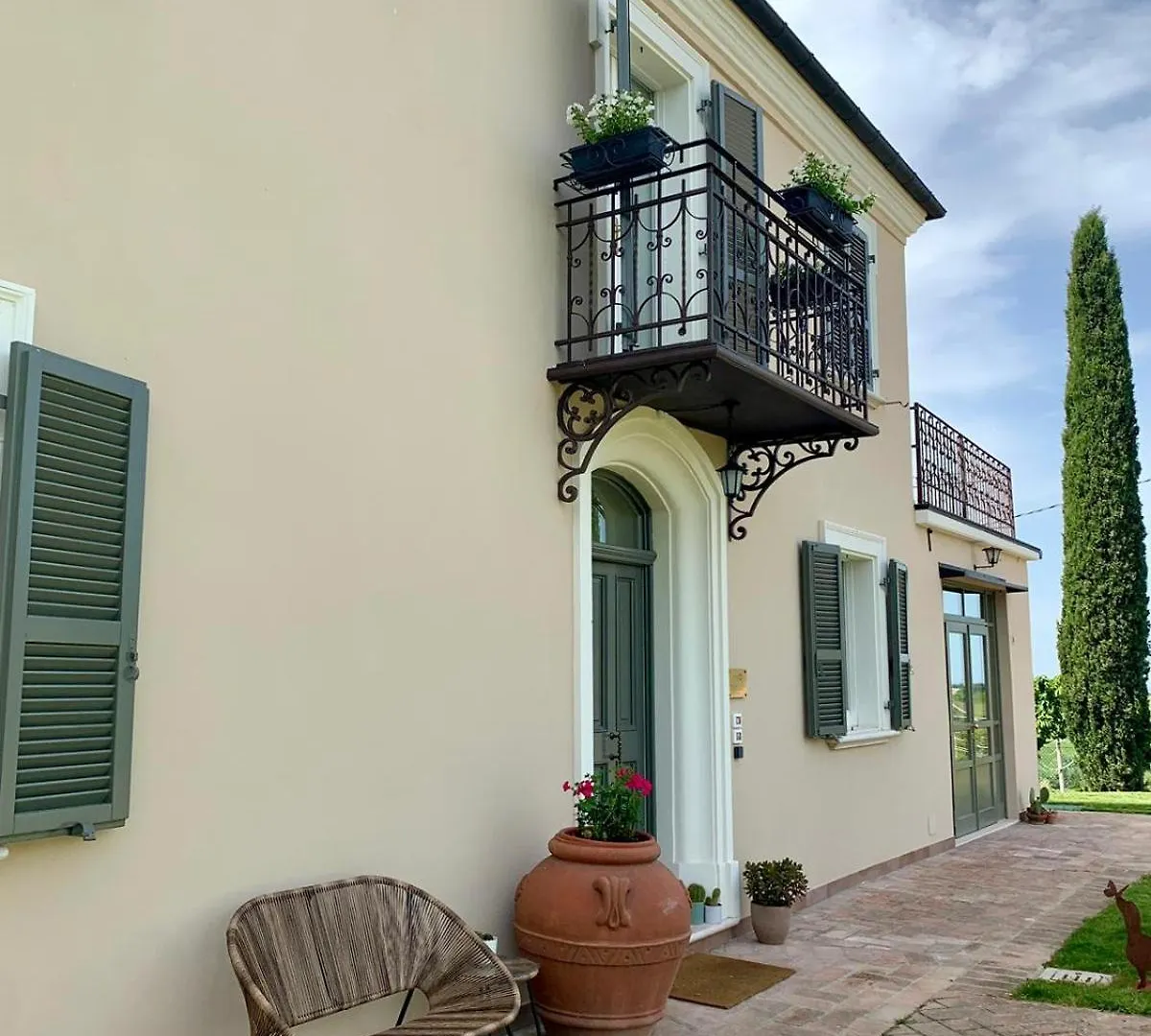 Palazzo Gessi Room And Breakfast Borghi