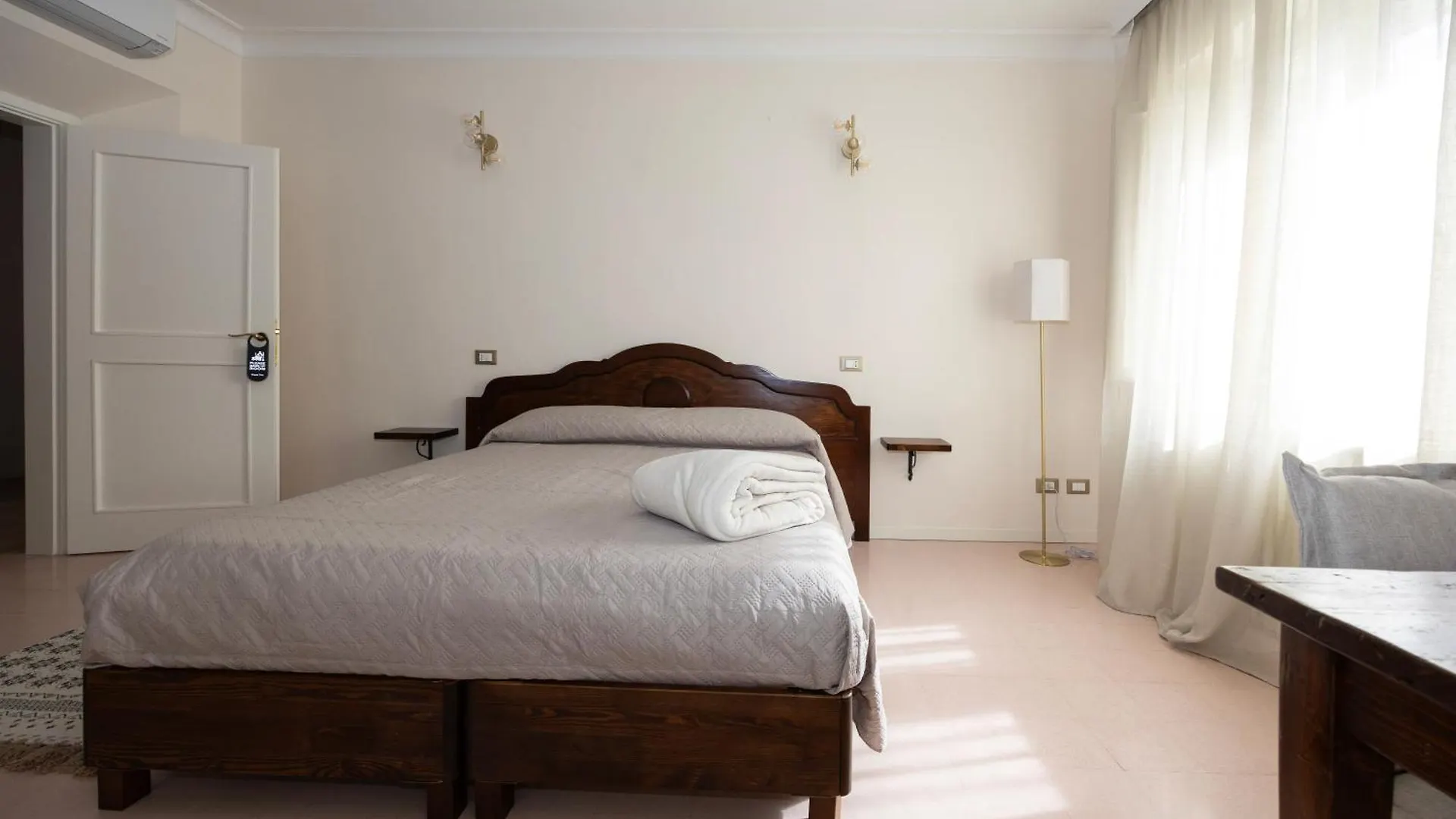 Bed & Breakfast Palazzo Gessi Room And Breakfast Borghi