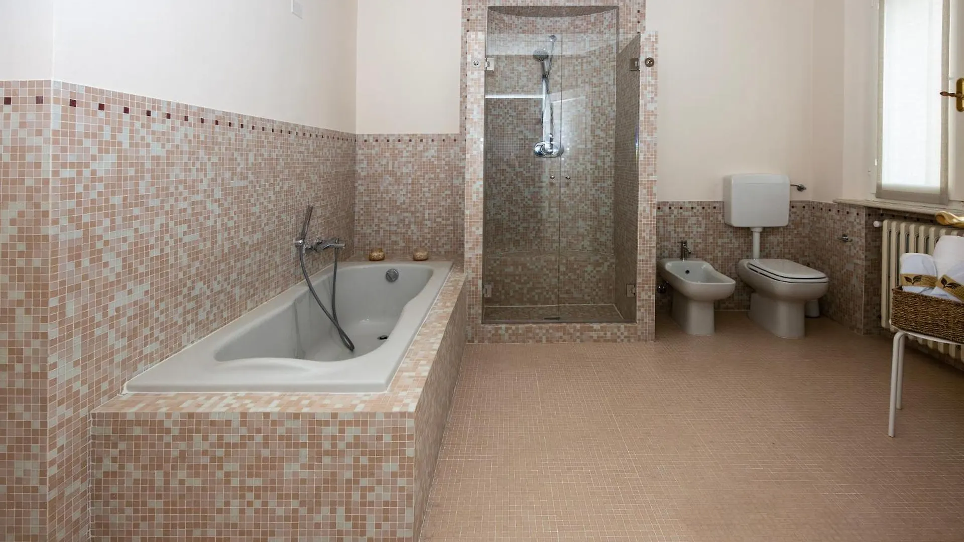 Bed & Breakfast Palazzo Gessi Room And Breakfast Borghi Italia