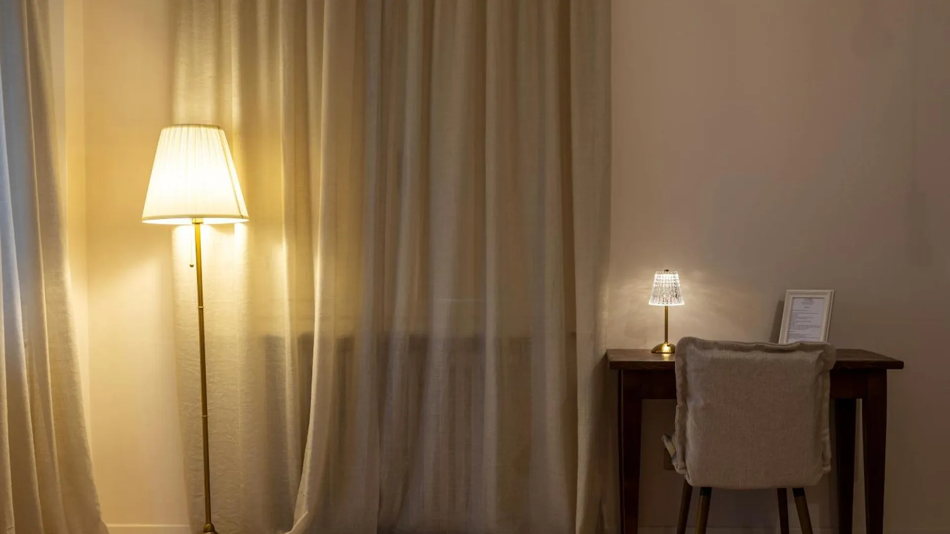 Palazzo Gessi Room And Breakfast Borghi Bed & Breakfast